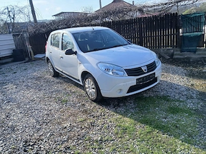 Dezmembrez dacia sandero cu Ac - imagine 4