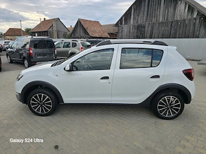 Dacia Sandero 0.9 Stepway - imagine 15