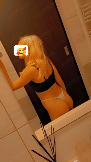 delia blonda perfecta  servicii nou stop