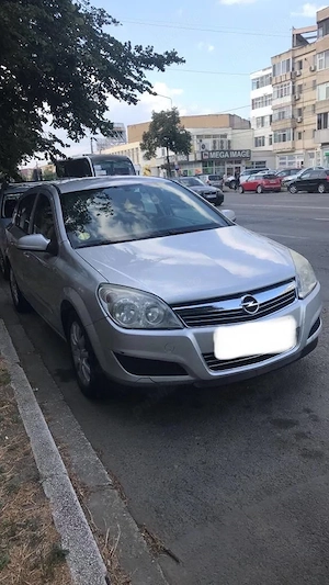 Opel Astra H an fabricație 2008- 500 euro