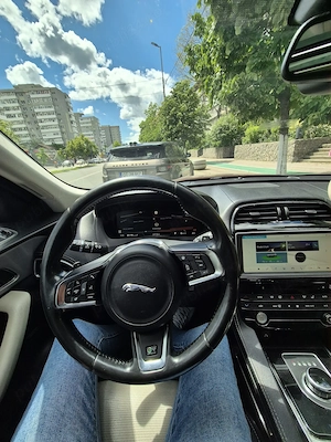 Vand  Schimb Jaguar F-Pace R-DYNAMIC 2017 - imagine 6