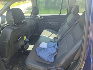 Vând Opel zafira fab. 2010 sau schimb cu vw t4 doka sau mercedes sprinter doka - imagine 7