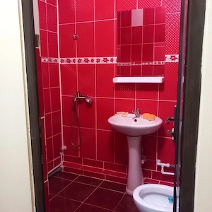 inchiriez apartament 2 camere - imagine 2