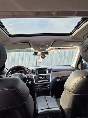 Vând Schimb Mercedes ML 11.2015  - imagine 12