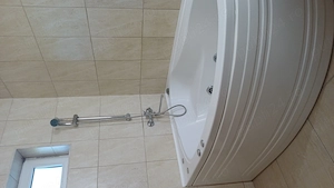 Vând apartament cu o cameră, decomandat, finisat - imagine 5