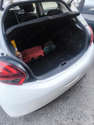 Peugeot 208 (2019)   1.5 BlueHDi (102 CP)   Doar 35.000 KM reali   2 Seturi Jante Aliaj  - imagine 6