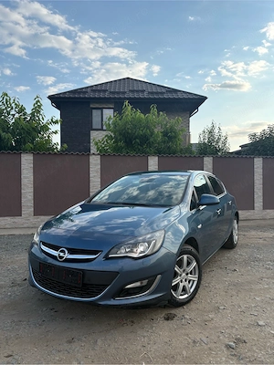 De Vanzare Opel Astra J 1.7 CDTI 2013 - imagine 2
