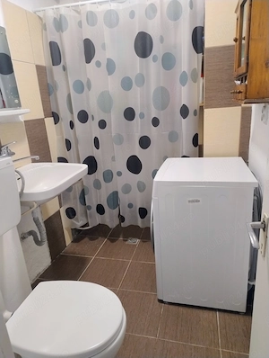 Apartament 4 camere decomandate, 2 băi, etaj 3 din 8 (cu lift), 84 mp, Satu Mare - imagine 7