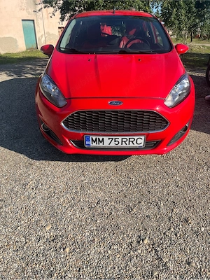 Masina Ford Fiesta - imagine 5