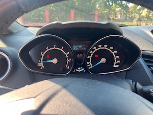 Masina Ford Fiesta