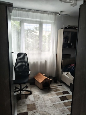  3 camere de vanzare apartament  - imagine 3