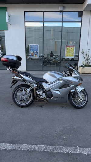 Honda VFR 800 V-tec, Evacuare Delkevic, Side+top case - imagine 2