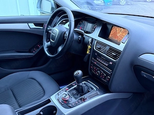 Audi A4 B8 2.0TDI  Navi Bi-Xenon Posibilitate rate fixe Transport gratuit - imagine 9