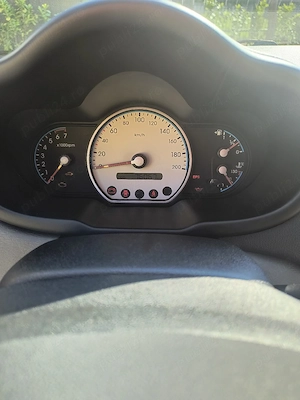 Hyundai i10 - imagine 6