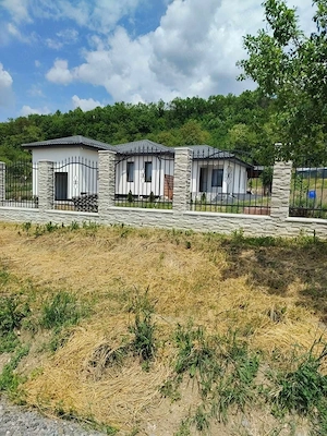Casă nouă de vânzare în Cerghid (Mureș)   2 dormitoare, teren 1.600 mp - imagine 2