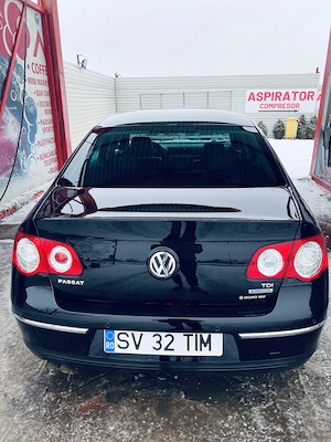 Volkswagen Passat B6 2010 2.0 TDI 140 CP Xenon Piele Stare impecabila - imagine 12