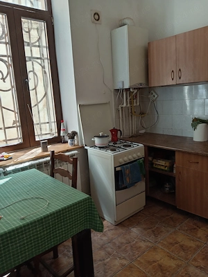 Vând apartament 3 camere ultracentral la vila - imagine 7