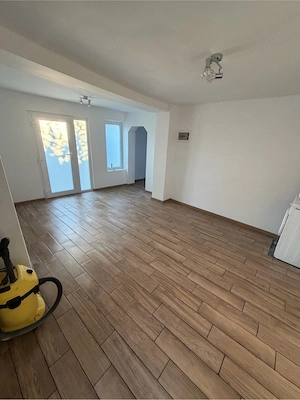 Apartament  Letcani . - imagine 5