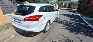 vand ford focus 2015 1.5  - imagine 5