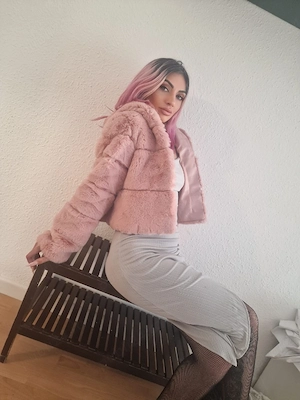 Darya new în town