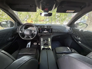 DS Automobiles DS 7 Crossback 1.6 PureTech 180 S&S EAT8 RIVOLI - imagine 9