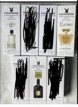  Vand parfumuri 45ml la 25 lei bucata negociabil