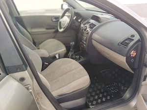 Renault Megane 1.9 dci 131 cp - imagine 4