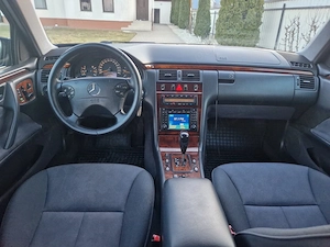 Mercedes w210 Ireprosabil  - imagine 2