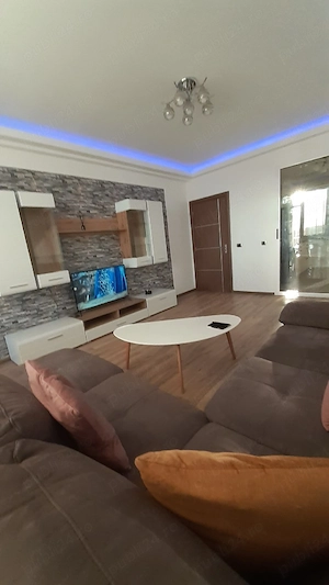 de vanzare apartament 2 camere Brasov Isaran