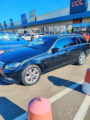 Mercedes Benz clasa C - imagine 4