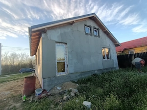 Vând casă în comuna Malu Mare  - imagine 2