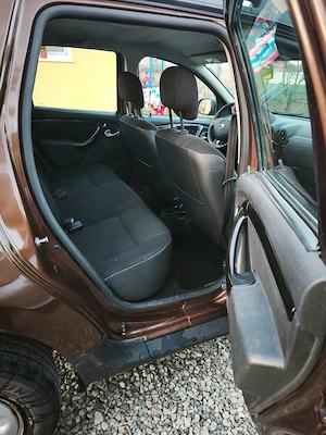 Dacia Duster 2011, 2x4 - imagine 7
