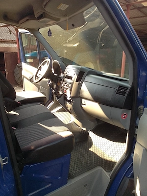 Mercedes Sprinter cu prelată - imagine 5