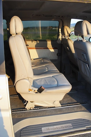 Mercedes Viano 2.2 CDI  Automat 150CP  7 Locuri Full Option - imagine 5