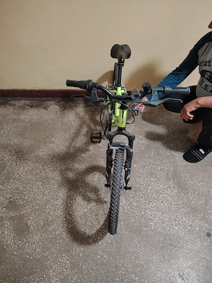 Bicicleta de vinzare 
