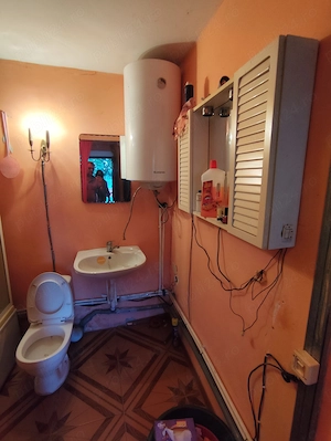 Vând sau schimb casă în Muncelul de Sus cu garsonieră in Pașcani  - imagine 8