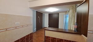 Apartament 2 camere, decomandat, etaj 4 5   Complex Rezidențial Poienița, lângă Liceul Unirea - imagine 2