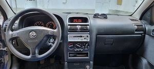 Vând Opel Astra.