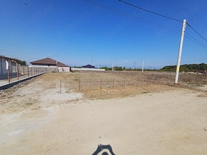 Teren intravilan 607 mp la 5 km de Tg Jiu - imagine 5