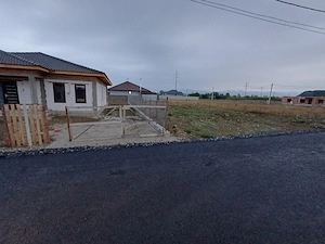 Teren intravilan 607 mp la 5 km de Tg Jiu