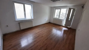 Spatiu birou 25 mp zona Cedonia