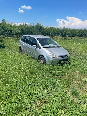 Dezmembrez vând Ford cmax
