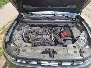 Persoană fizică vând Dacia Duster Extreme 2025 4X4 130TCE 28500km stare excelentă - imagine 7