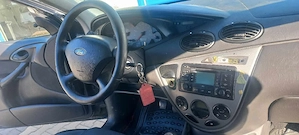 Vând sau schimb pe animale ford focus 1.8 tdi
