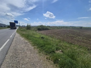 teren intravilan Ungheni, langa depozitul Hell