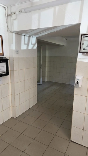 Vând garsoniera cu boxa 5 min metrou