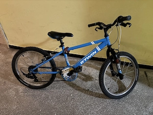 Bicicletă Racing Boy 320
