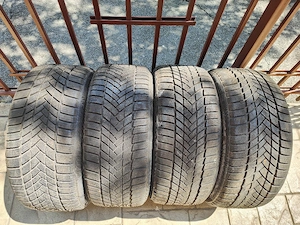 Anvelope în perfecta stare 235 40 r19 XL  - imagine 4