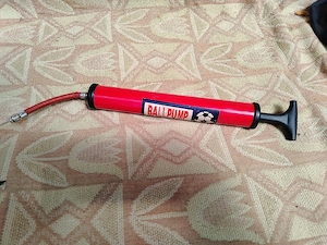 Pompa umflat mingi