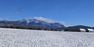 Teren cu panorama superba si parau - imagine 4